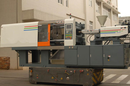 如何清洗伺服節能注塑機螺桿？清洗方法分享！